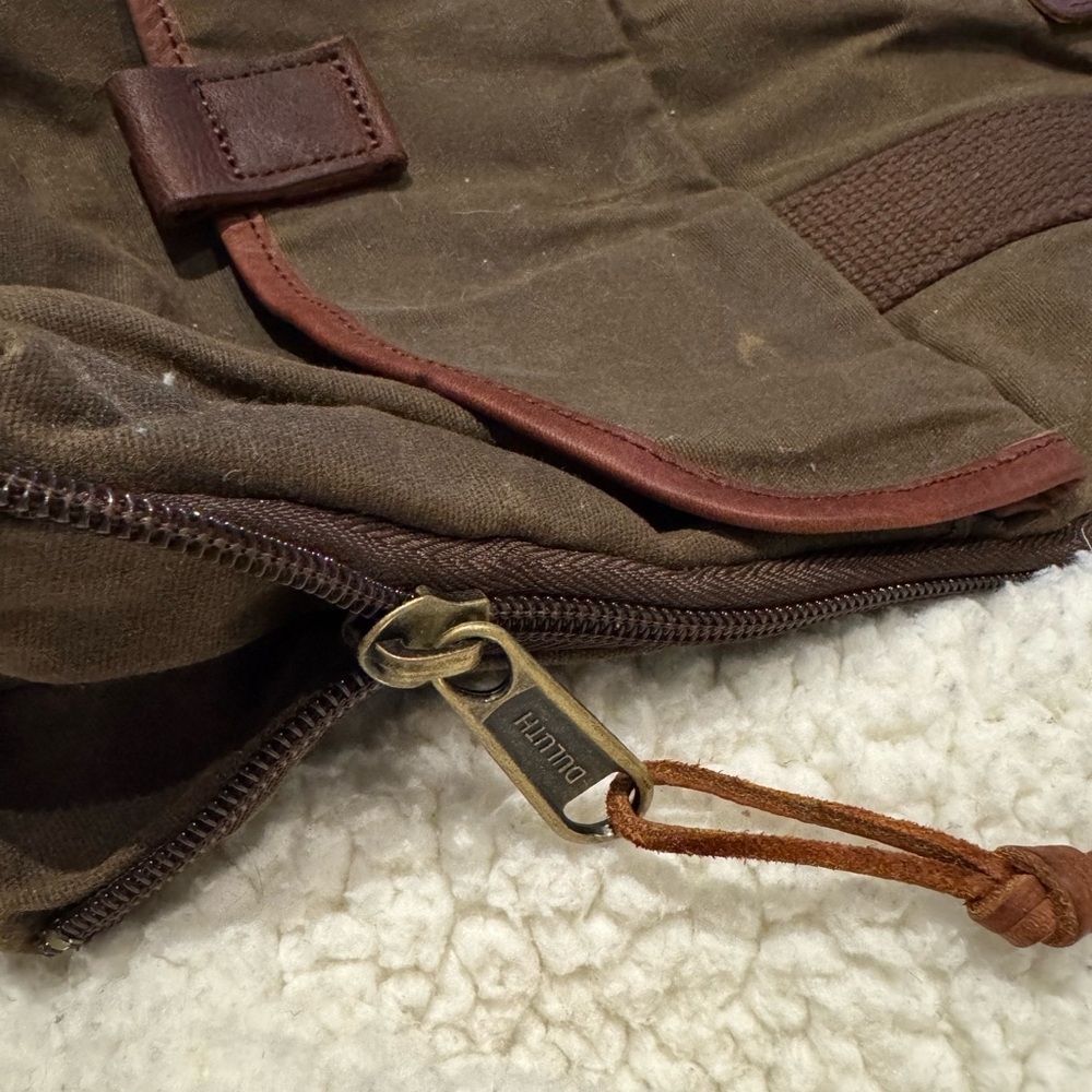Duluth Trading Co Brown Waxed coated Canvas Backpack tote bag expandable Filson - Picture 4 of 6